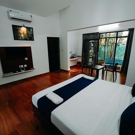 Le Vista Resort Sultan Bathery Exterior foto